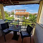 Apartments Godena